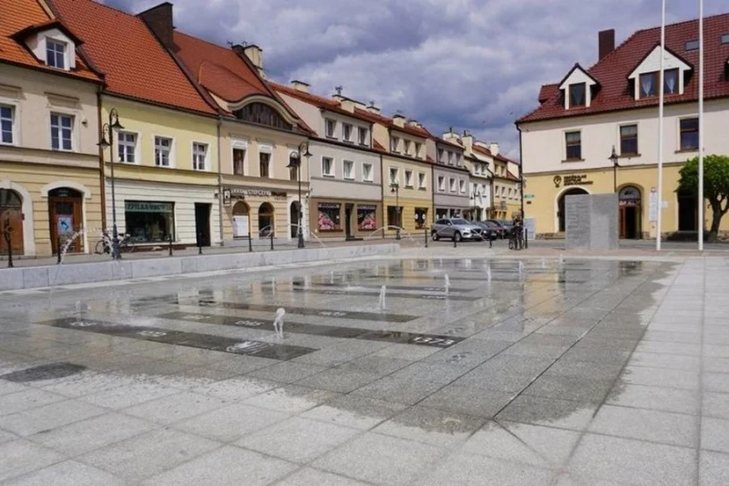 Multimedialna fontanna na żorskim rynku już działa